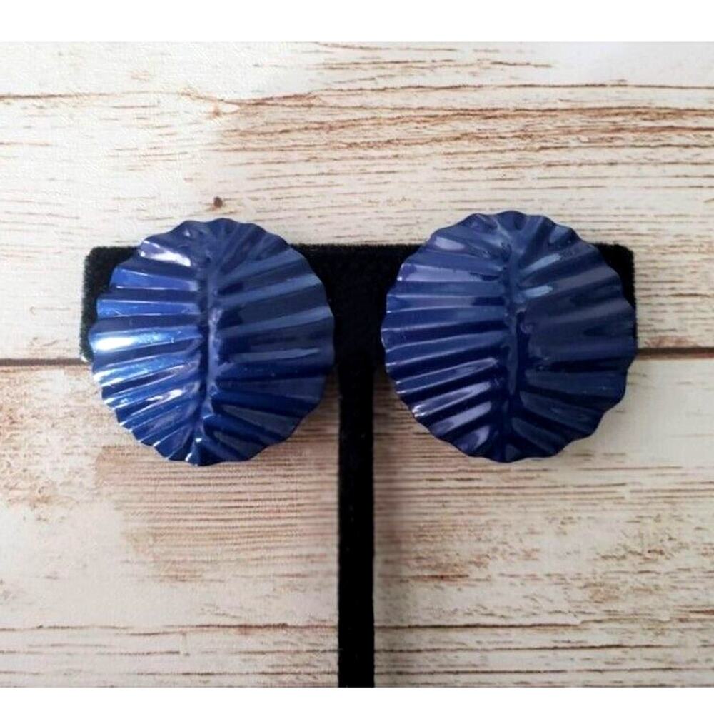 Vintage Clip On Earrings Retro Large Statement Ribbed Blue Circle 1 & 1/8"
